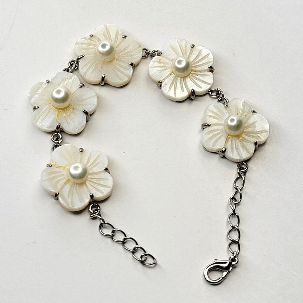 Genuine Pearl Bracelet with Mother of Pearl Petals and White Pearl Bracelet